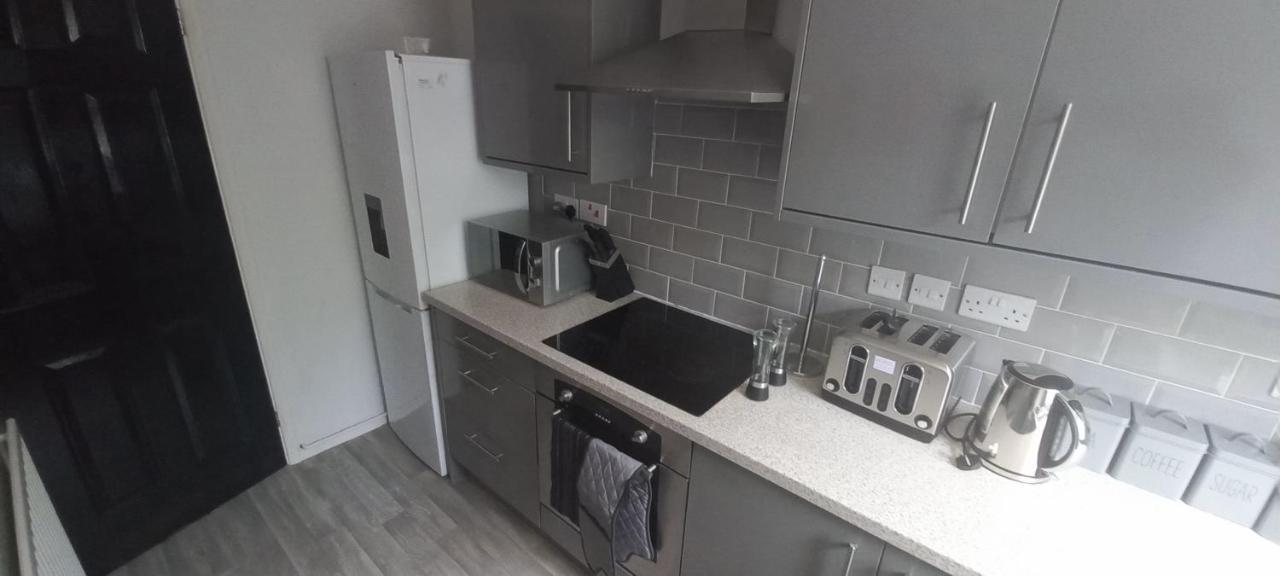 6-Min Walk To New Cross Parking Long Stay Discounts Wolverhampton Kültér fotó